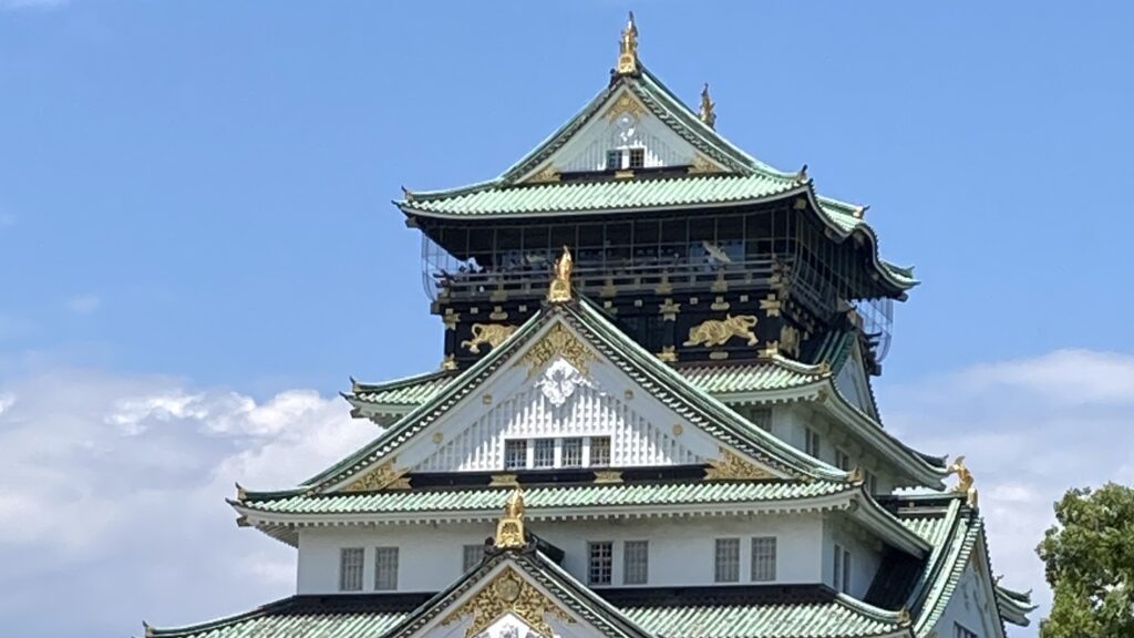 Osaka Castle (大阪城)