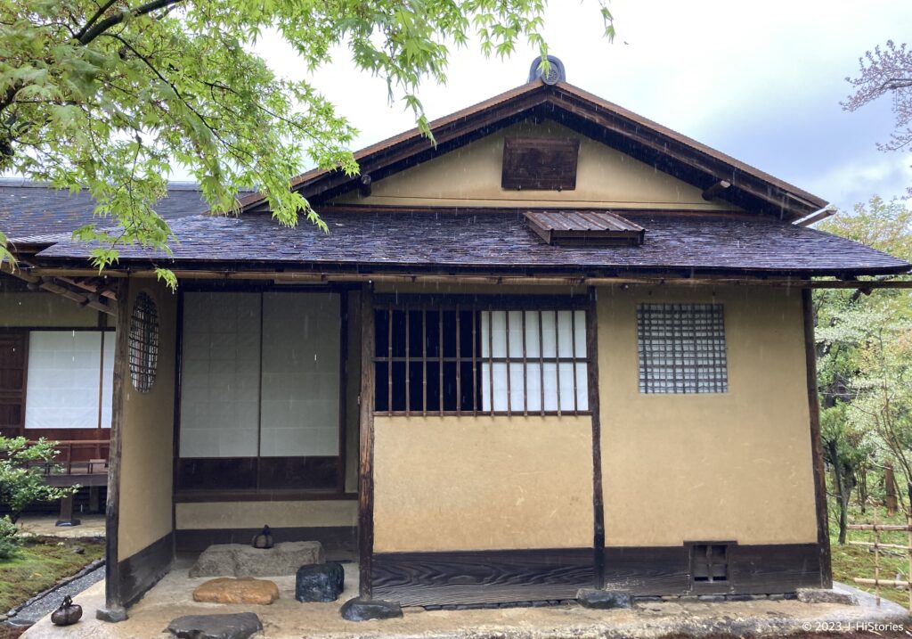 Joan Tea Room, National Treasure, by Oda Uraku. 織田有楽斎の如庵茶室